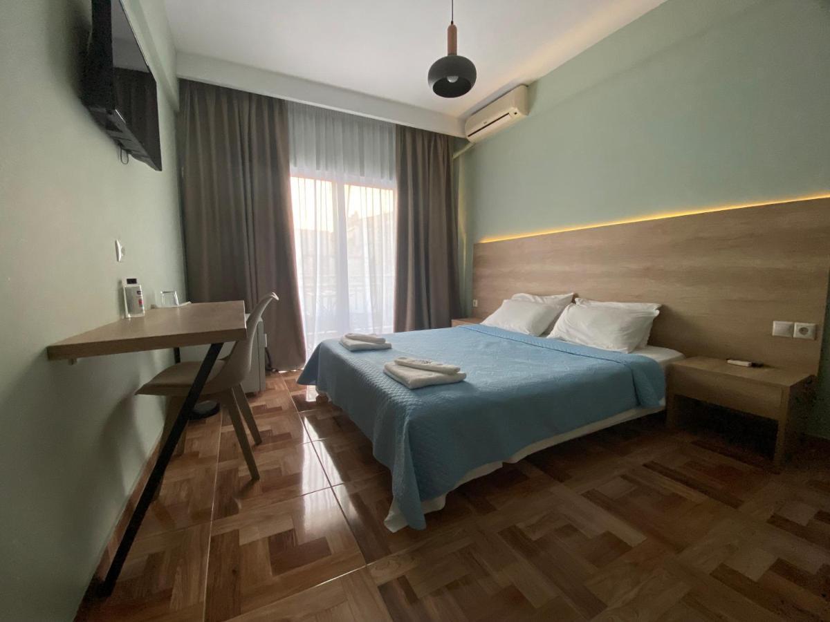 Moudania Mare Hotel Nea Moudhania Exteriör bild